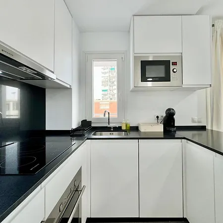 En 1ª Linea De Playa, Piscina Y Parking