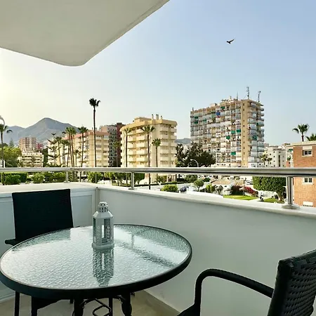 Apartment En 1ª Linea De Playa, Piscina Y Parking Benalmadena